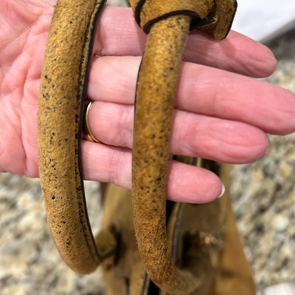 Michael Kors East West Hampton Bag - Picture 8 of 10